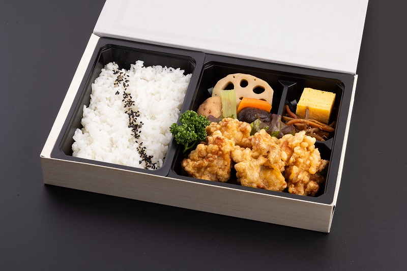 鶏の唐揚げ弁当
